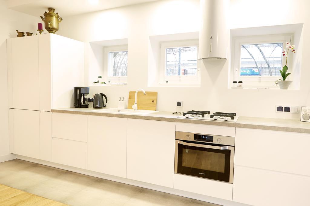 Lovely Lux Garden Flat Near Royal Park Lägenhet Warszawa Exteriör bild